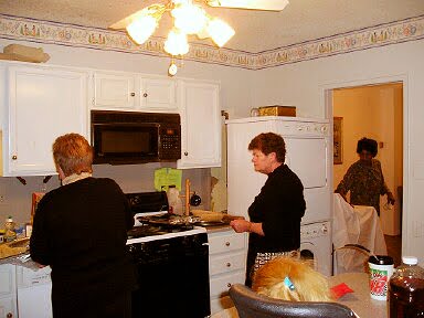 Betty Wawrzaszek and Kathy Bernat in the kitchen